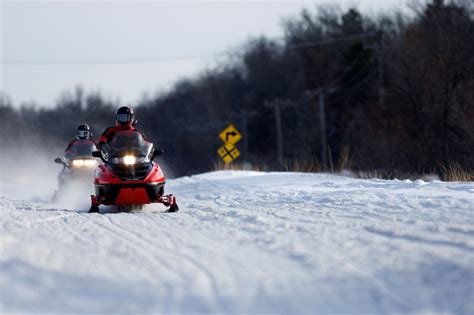 ALGER COUNTY, MI An Ohio man is dead after a snowmobile crash in the Upper Peninsula. . Snowmobile events in michigan